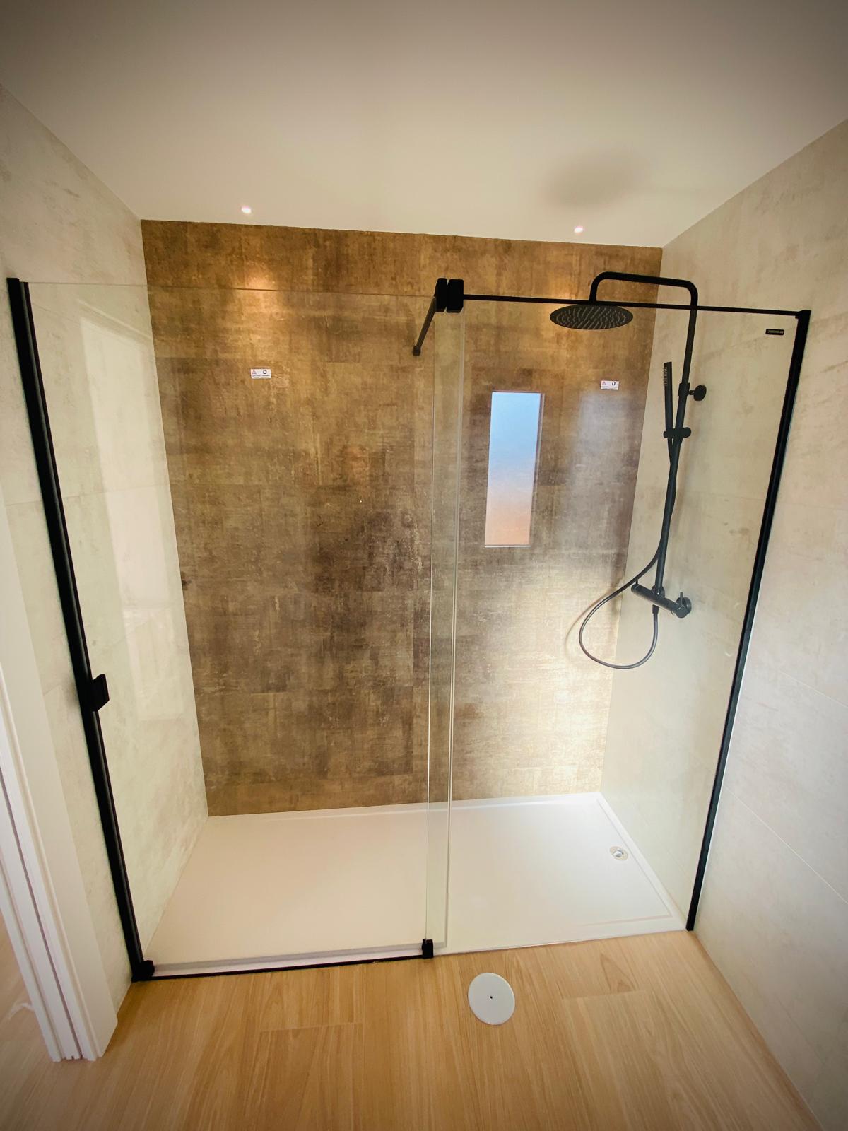 Diseño de baños funcionales y estéticos